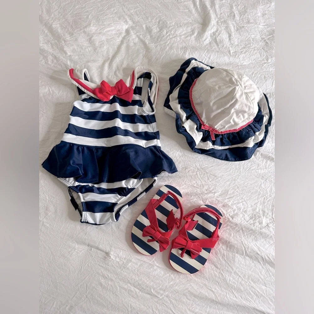 Baby girl swimsuit set